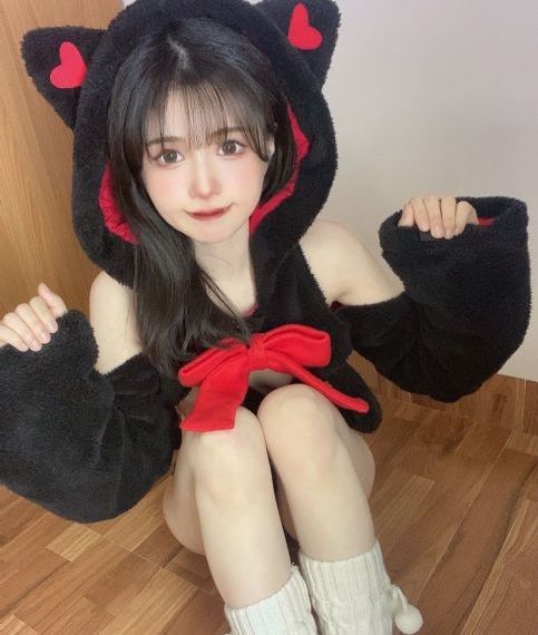 韩国r级妈妈的朋友_超清手机在线观看